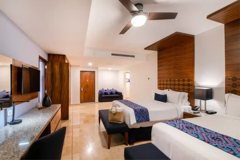 Jade Room 1
