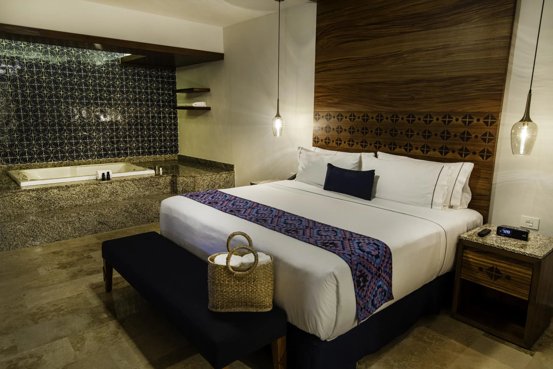 Emerald Suite - 2