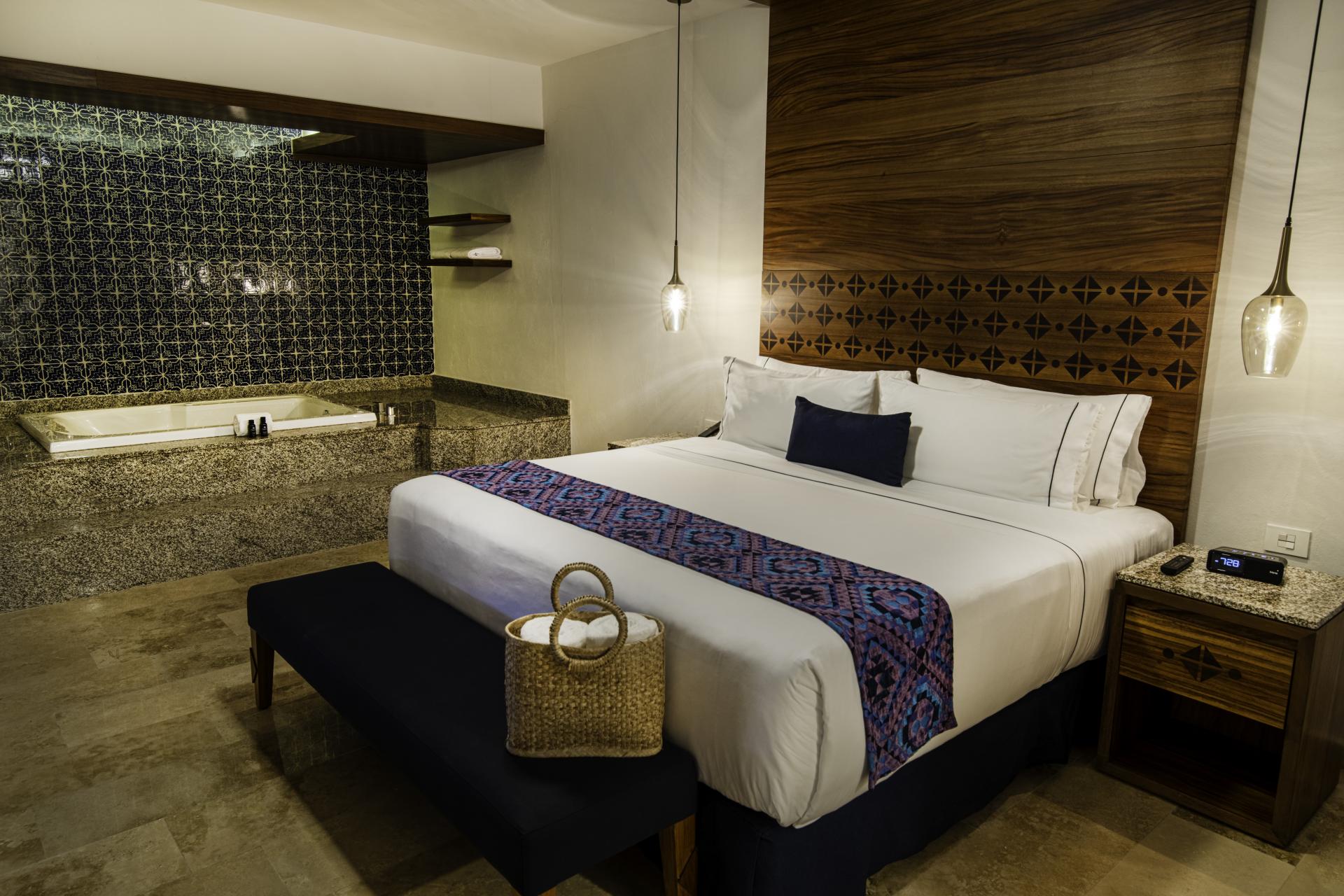 Emerald Suite - 2